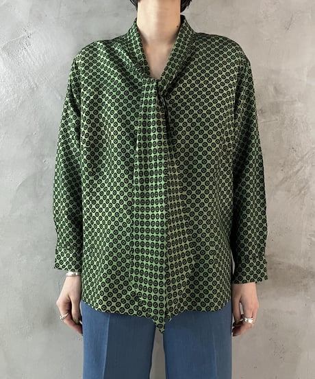 Boe Tie Pattern Blouse GN
