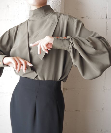 Volume Sleeve Design Blouse KA