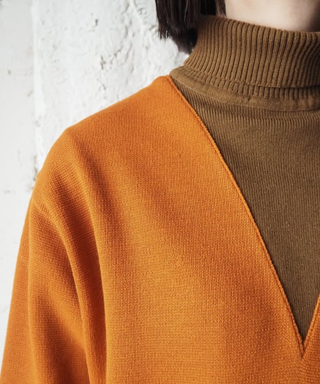 1970's Bicolor Turtle Neck Sweater ORBR