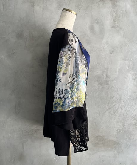 Sheer Lace Floral Pattern Cardigan BKLTB