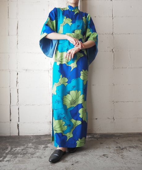 1960~70's Flower Pattern Flared Sleeve Dress BLGN