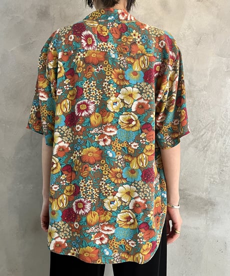 Flower Pattern Open Collar Shirt YEBL