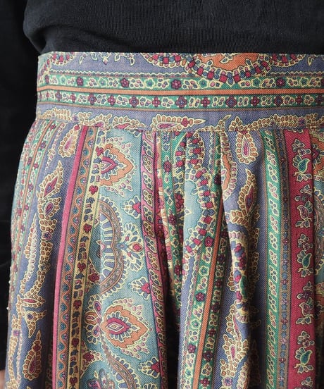 Paisley Pattern Skirt GNRE