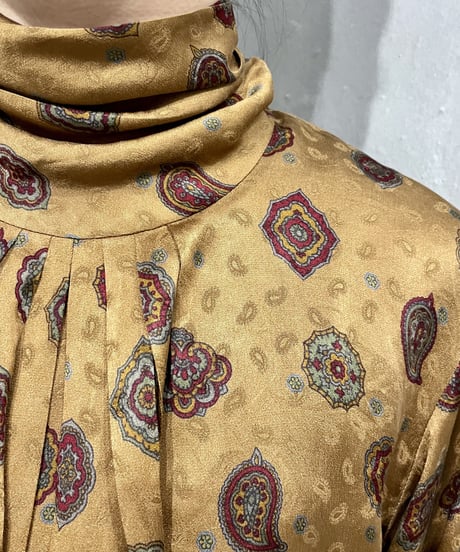 Stand Collar Small Pattern  Blouse BR