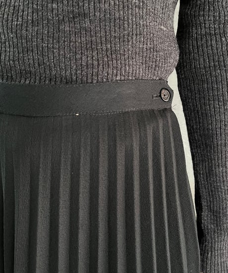 Pleated Long Skirt BK