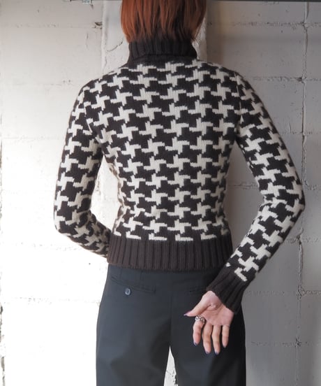 CELINE Cashmere Houndstooth Turtle Neck Knit BRWH