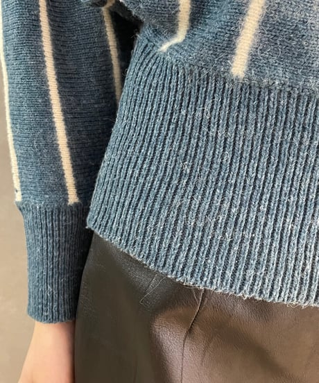 Line Design Dolman Sleeve Knit BLWH
