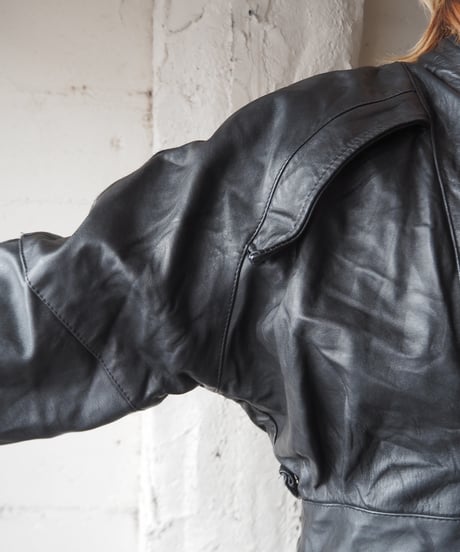 Collarless Short Leather Jacket BK