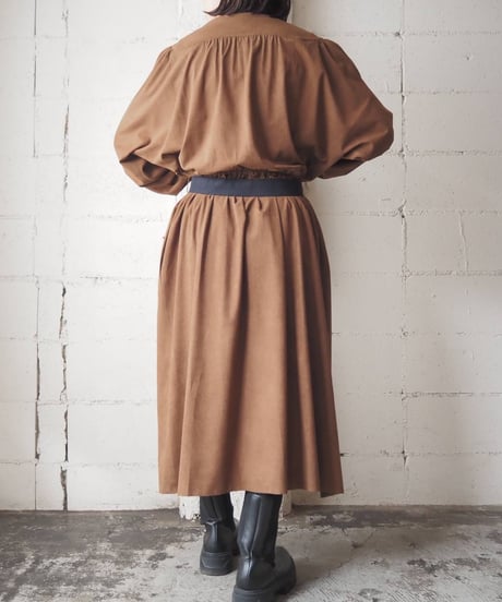 Fake Suede Bicolor Band Collar Dress BKBR