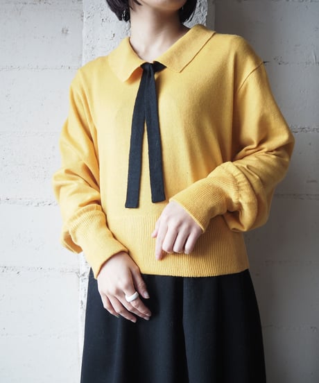 Ribbon Design Polo Knit YE