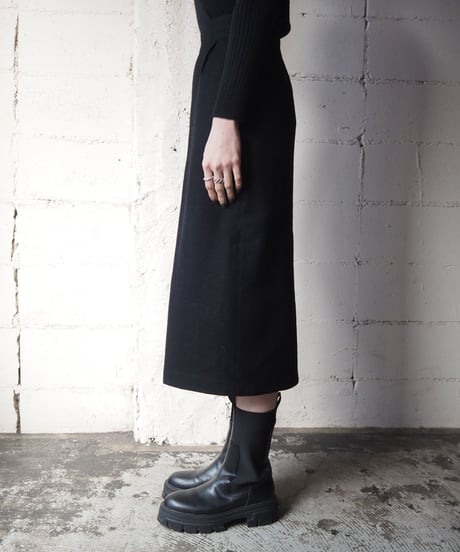 Front Button Tight Skirt BK