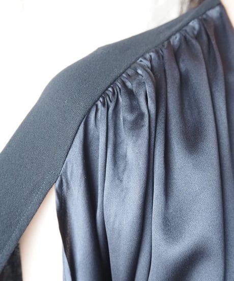 Design Sleeve Tunic Blouse BK