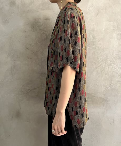 Pattern Open Collar Short Sleeve Blouse GNRE