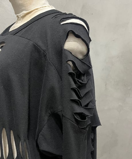 Cutwork Design Long Tee BK