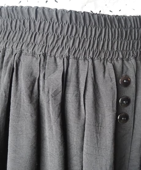 Front Button Tuck Easy Skirt BK