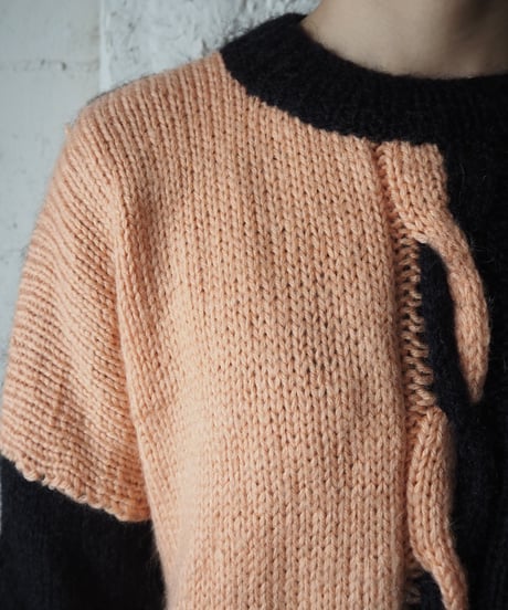 Two Tone Color Knit BKYE