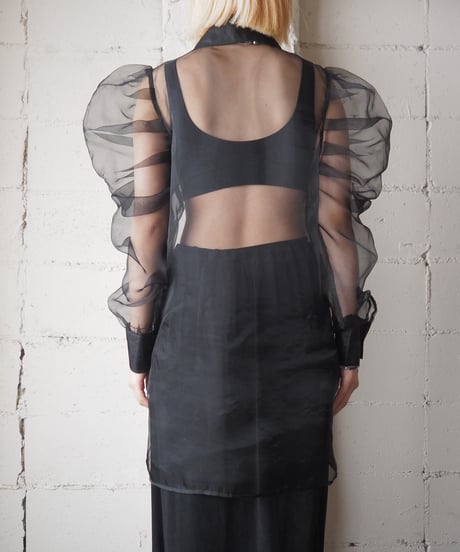 Volume Sleeve Sheer Long Shirt BK