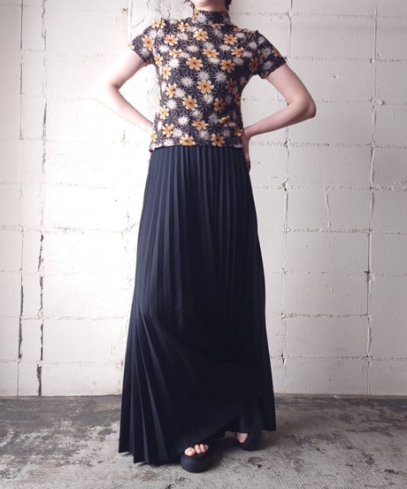 Flower Pattern Mock Neck Cutsewn BKOR