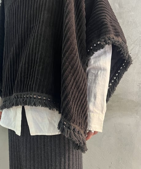 Hem Fringe Coduroy Poncho BK
