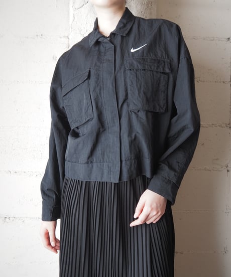 NIKE Crop Oversized Field Jacket BK