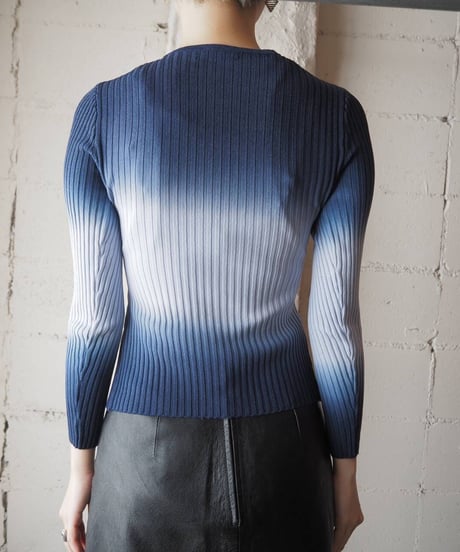 Gradation Design Rib Knit BL WH