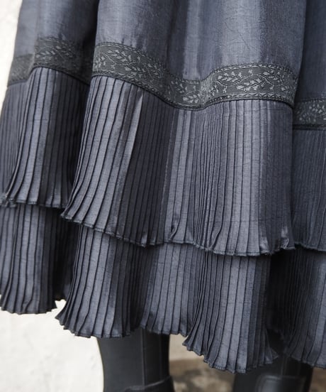 Pleated Tiered Easy Skirt BK