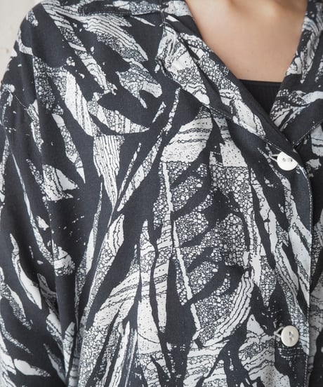 Leaf Pattern Rayon Shirt BKWH