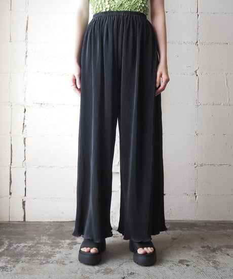 Pleated Wide Easy Pants BK