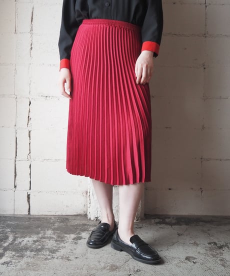 Accordion Pleats Satin Easy Skirt RE