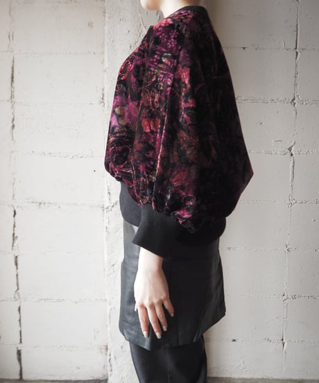 Flower Pattern Velour Pullover BK
