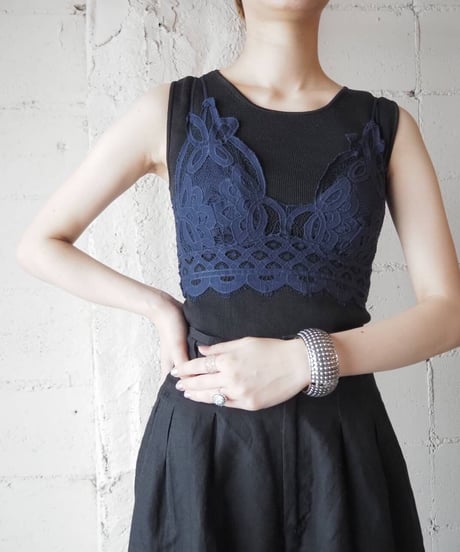 Cropped Lace Bustier NV