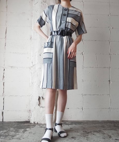 Collarless Stripe Big Button Dress GRWH