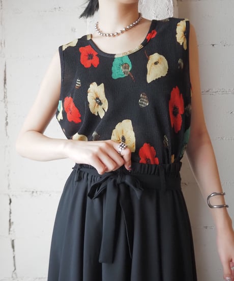 Flower Pattern Pleated Blouse BKREYE