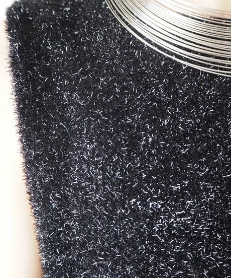 Lame Shaggy Sleeveless Knit BK