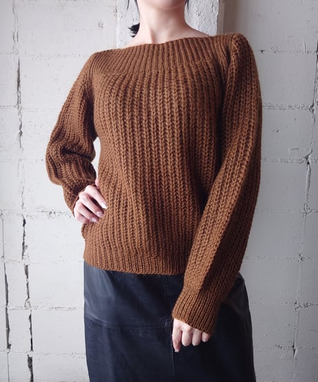 Boat Neck Low Gage Short Knit BR