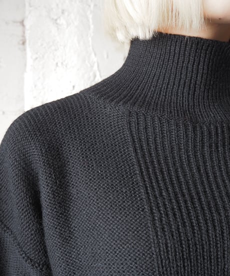 1980’s Mock Neck Rib Knit Dress BK