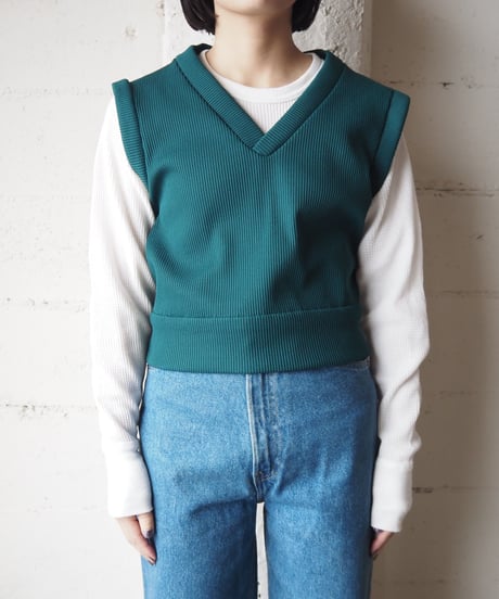 Vneck  Short Knit Vest GN