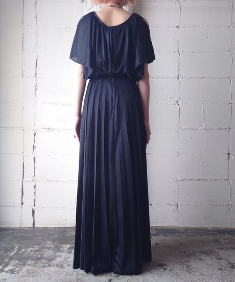 1970's Open Shoulder Pleated Skirt Dress BK