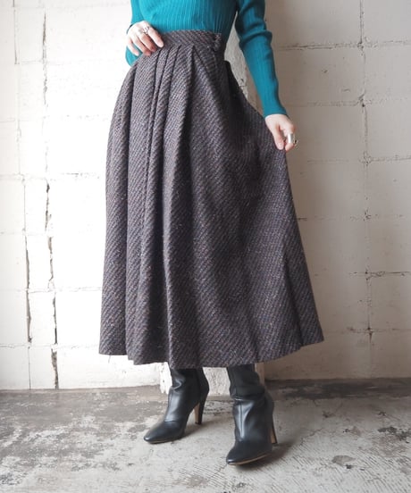 Tweed Tuck Flare Skirt BR