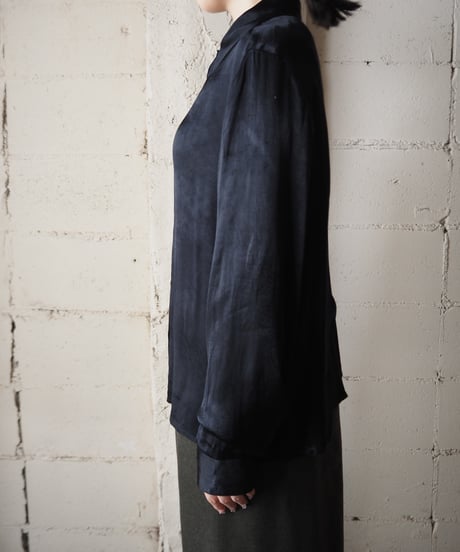 Shell Button Satin Shirt BK