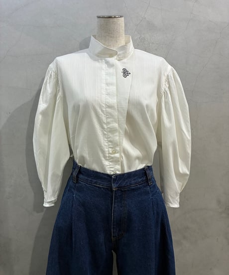 Middle Puff Sleeve Band Collar Blouse WH