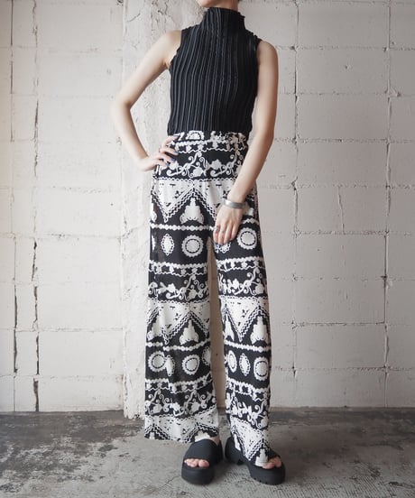 Pattern Sheer Wide Easy Pants BKWH