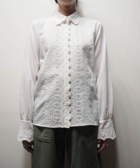 LAUREN Cutwork Blouse WH