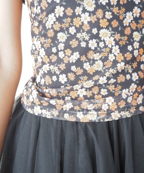S/S Flower Pattern Sheer Tops BKOR