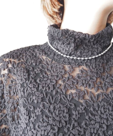 Mock Neck Flower Lace Cutsewn BK