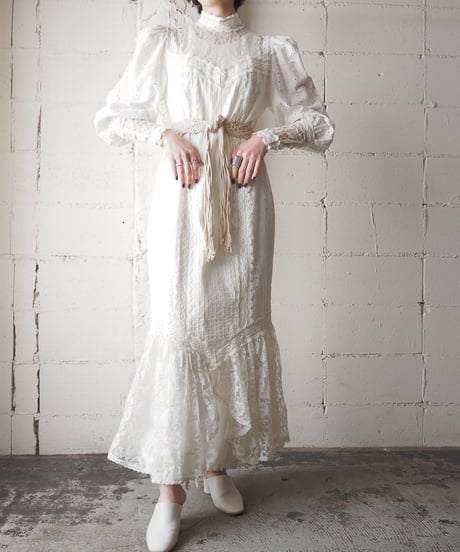 1970's Stand Collar Lace Dress WH