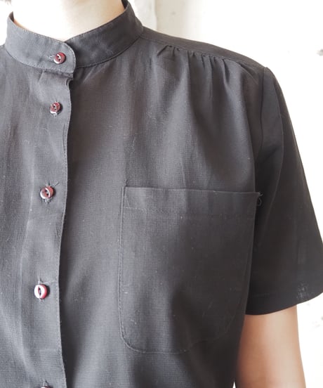 Tuck Shoulder S/S Blouse BK