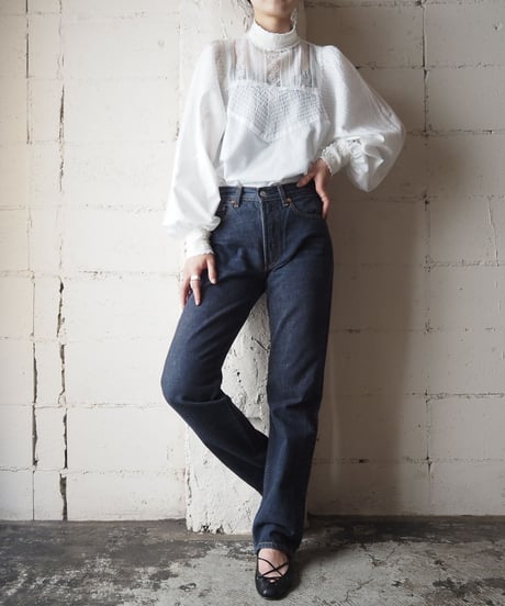 1970's Lace Bosom Stand Collar Blouse WH