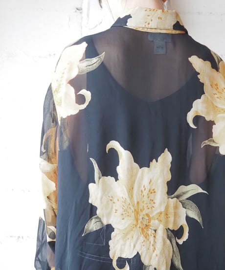 L/S Flower Pattern Sheer Shirt BK YE