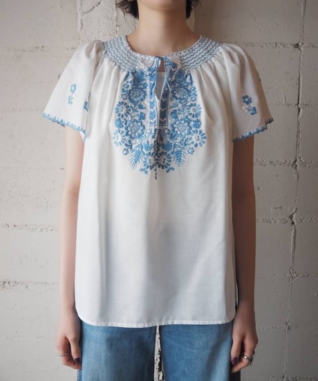 1970's Euro Embroidery Smock WHBL